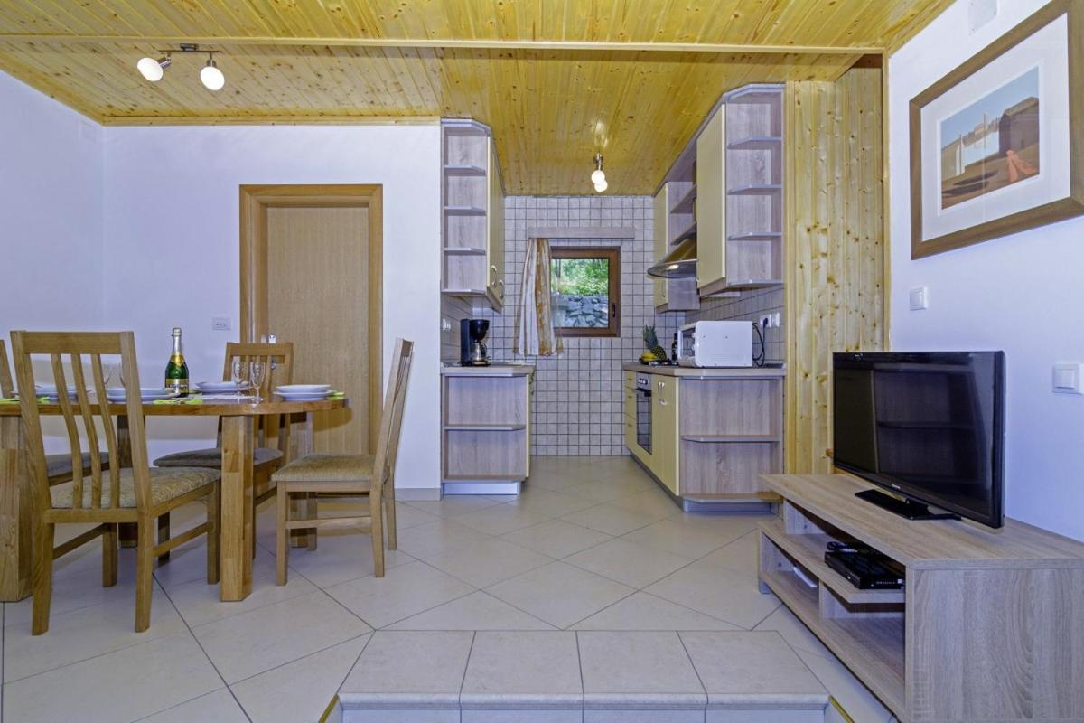 Chalets Bogo & Neno Ledenice Exterior photo